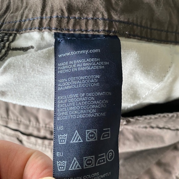 Tommy Hilfiger Men's Brown Casual Walking Shorts Size 42 - Picture 7 of 14